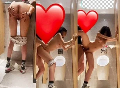 Bạn gái dìu em người yêu vào WC vụng trộm